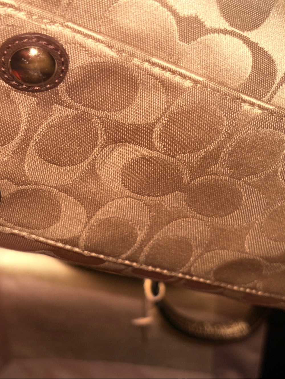 Coach Signature Penelope khaki & brown shoulder Bag f19043 like new - Picture 13 of 13